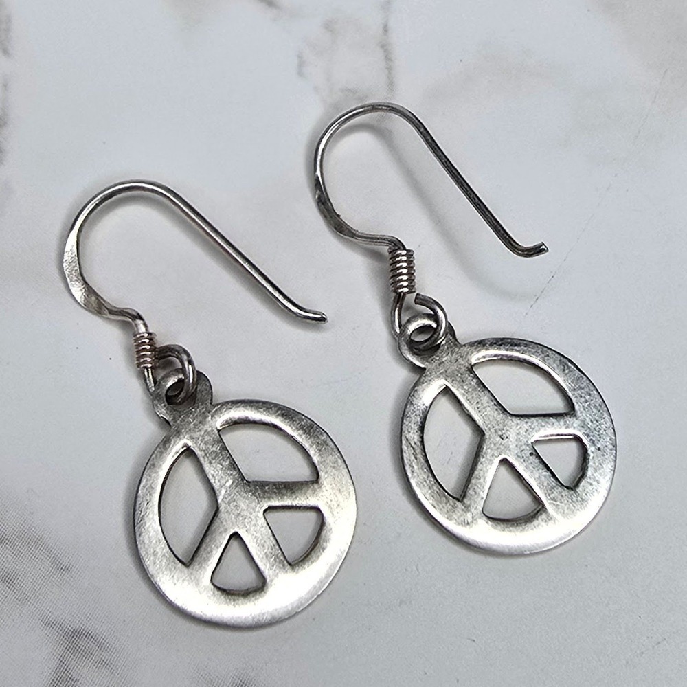 925 Sterling Silver Peace Sign Dangle Earrings Boho Shepherd Hook 1.8g
